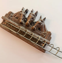 Load image into Gallery viewer, Vintage horse head tie rack