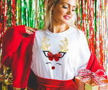 Load image into Gallery viewer, Cute Reindeer Graphic T (S - 3XL)