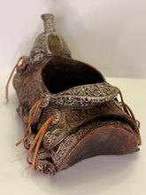 Load image into Gallery viewer, Vintage Saddle Planter