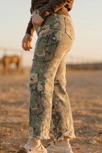 Load image into Gallery viewer, Camo Kreek Jeans