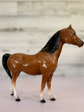 Load image into Gallery viewer, Glossy Breyer Horse (Chipped Ears)