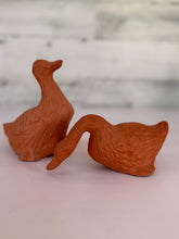 Load image into Gallery viewer, Set of 2 Terracotta Ducks