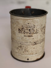 Load image into Gallery viewer, Red/White Sifter