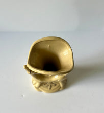 Load image into Gallery viewer, Vintage Deer Vase