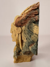 Load image into Gallery viewer, Marbled Chief Bookend Bust