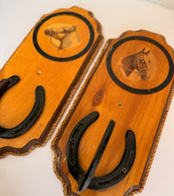 Load image into Gallery viewer, Horse Head Hook Set
