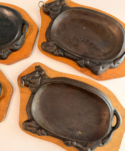 Load image into Gallery viewer, Cast-Iron Sizzling Plates