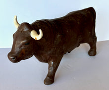 Load image into Gallery viewer, Large Ceramic Bull (White Horns)