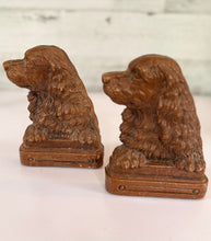 Load image into Gallery viewer, Syroco Dog Bookends