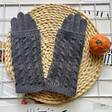 Load image into Gallery viewer, RTS: DOUBLE WEAVE GLOVES