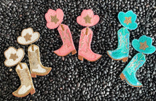 Load image into Gallery viewer, Cowgirl Seed Bead Earrings