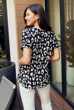 Load image into Gallery viewer, BOMBOM Leopard Round Neck Tee Shirt