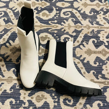 Load image into Gallery viewer, Renley White Boots